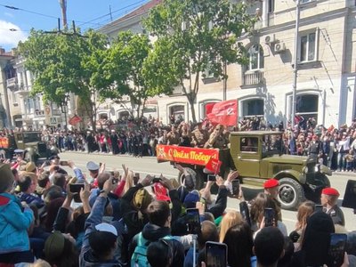 Парад в честь 76-й годовщины Победы в Великой Отечественной войне в Севастополе