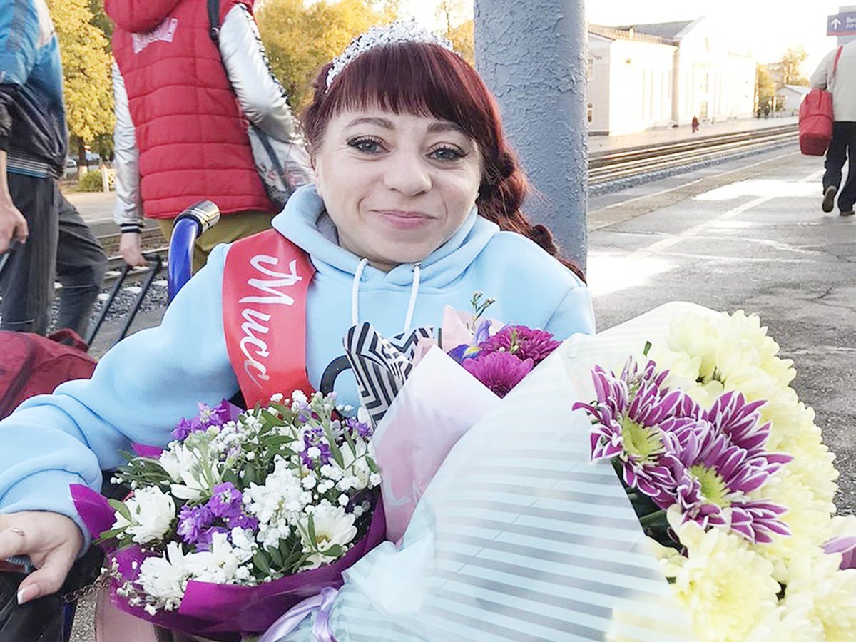 Анна Голованова из Дзержинска стала победительницей в конкурсе личности и  таланта среди девушек с инвалидностью «Особая красавица-2021» ::Выксунский  рабочий