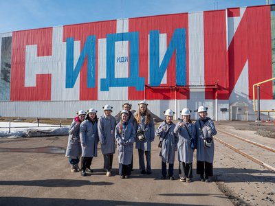 Победители конкурса «Юный экскурсовод 2024» посетили выксунский завод ОМК
