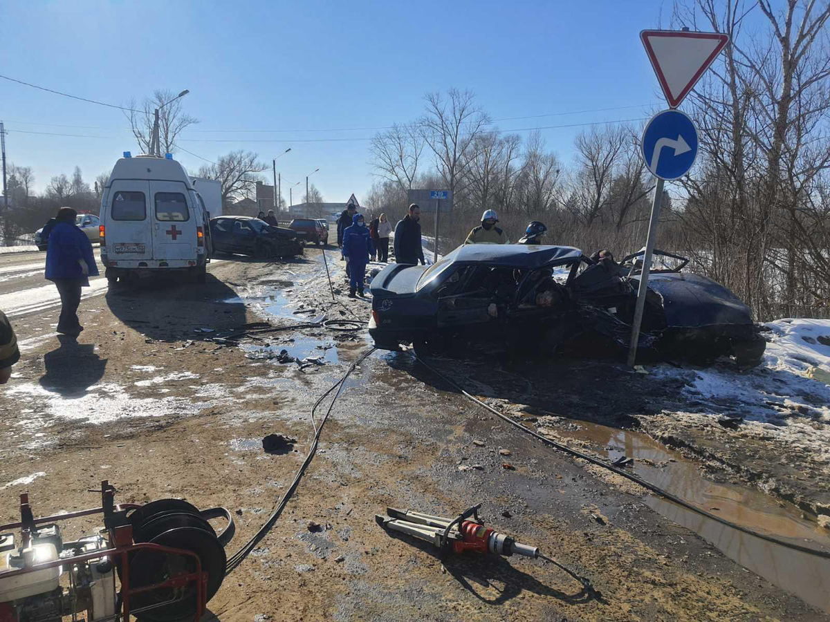 За сутки в Нижегородской области в ДТП погибли 4 человека ::Выксунский  рабочий