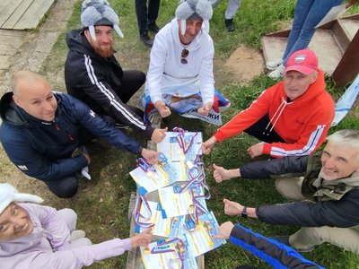 Выксунские моржи отметили День Победы в Иванове