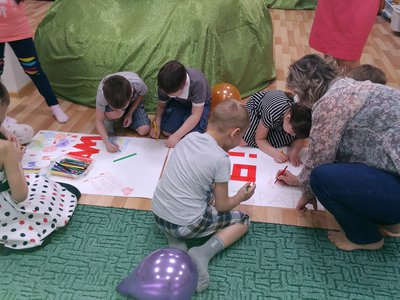 Детскому развивающему игровому центру «Пуговки» исполнилось шесть лет