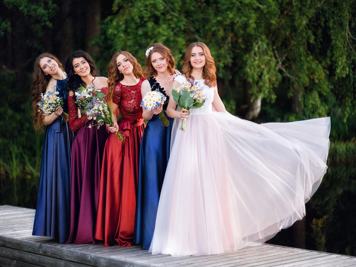 Платья на свадьбу для гостей: образ 2023 (+100 фото)