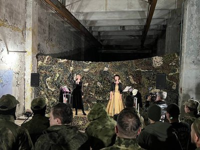 Творческий десант «Актёры Нижнего – Донбассу» работает в зоне СВО