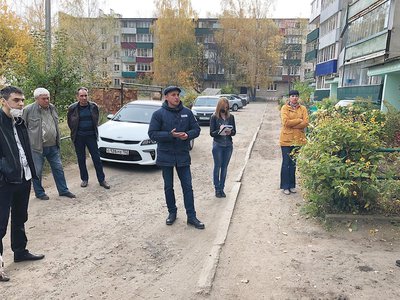Дмитрий Орлов встретился с жителями улицы С. Битковой (Выкса, 2020 г.)