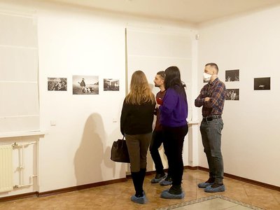 Арт-резиденция «Выкса» открыла фотовыставку Александры Деменковой (2021 г.)