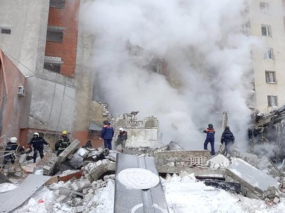В 12-этажном жилом доме в Нижнем Новгороде после взрыва газа начался пожар
