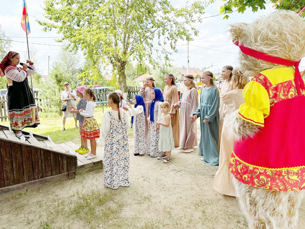 Верхняя Верея пригласила в «Красную горницу»