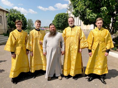 Студенты духовного училища вернулись с карантина в Выксу