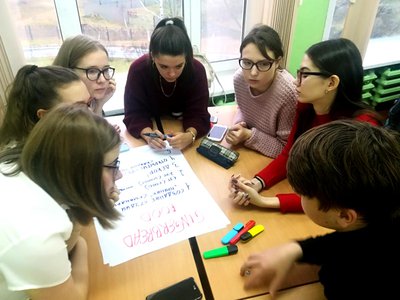 Школьников обучают социальному проектированию