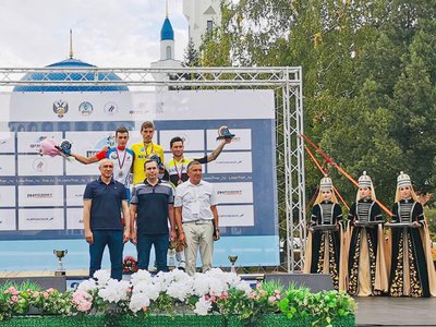 Велосипедисты Иван Блохин и Андрей Степанов завоевали шесть медалей