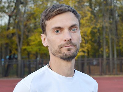 Михаил Рытов признан лучшим футболистом октября