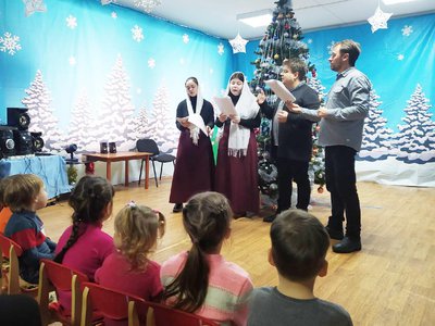 Епархия поздравила «пеликанят» с Рождеством Христовым