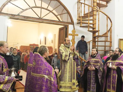 Епископ Варнава посетил соседний район с пастырским визитом