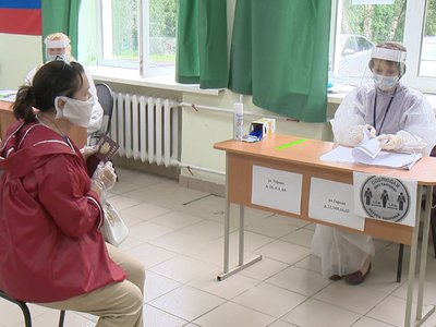 Глеб Никитин оценил соблюдение мер безопасности на избирательном участке в Нижнем Новгороде