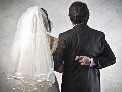 Прокуратура потребовала расторгнуть брак между иностранцем и выксункой