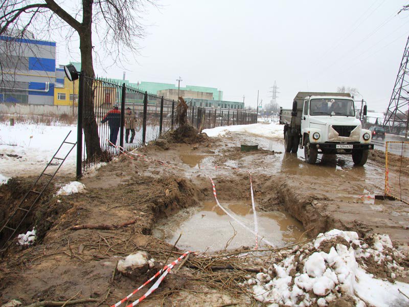 Авария на канализационном коллекторе в Выксе устранена, водоснабжение будет восстановлено в течение дня