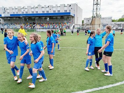 Футболистки школы №12 стали победителями турнира в Нижнем Новгороде