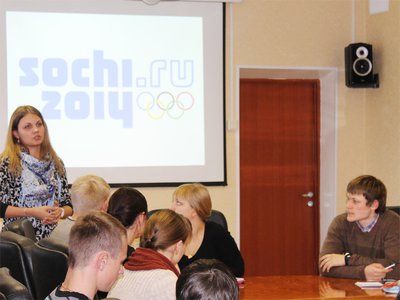 Чтобы волонтёром быть – нужно об Играх знать