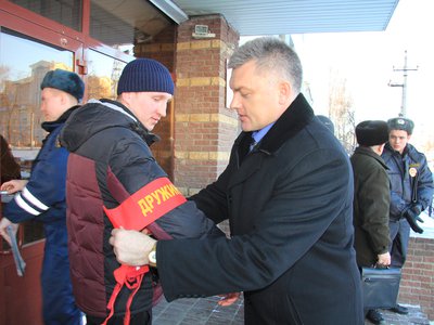 Жить по чести и закону