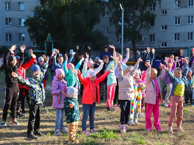 В первые дни сентября Дворец культуры поздравил с Днём посёлка Мотмос и Дружбу