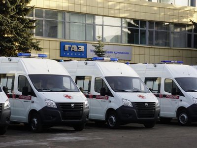 Автопарки центральных районных больниц Нижегородской области 1 декабря пополнили 15 новых автомобилей скорой медицинской помощи (2020 г.)