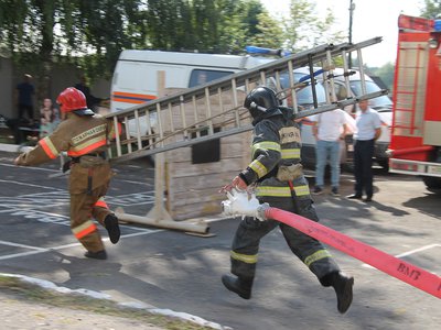 В Выксе соревновались пожарные