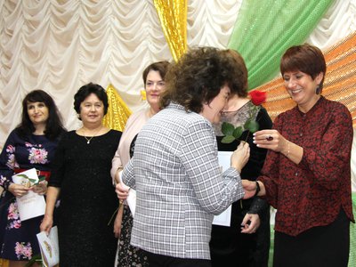 Учителей Выксы поздравили с профессиональным праздником