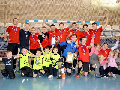 «Авангард» вновь победил в чемпионате Выксы по мини-футболу