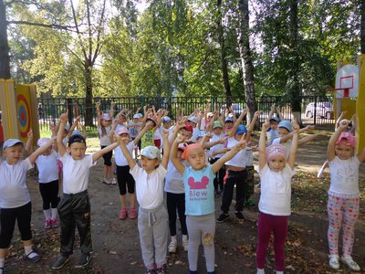 В детском саду «Ромашка» отметили День флага