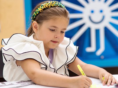 Книжный фестиваль "Смены" 2025