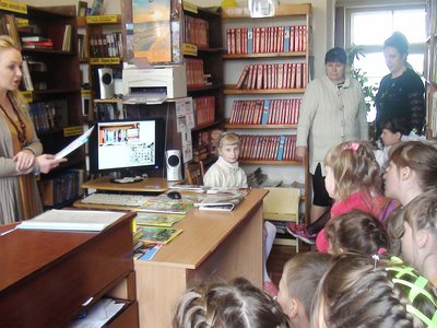 Воспитанники детского учреждения отметили Всероссийский день библиотек экскурсией в библиотеку р.п. Ближне-Песочное