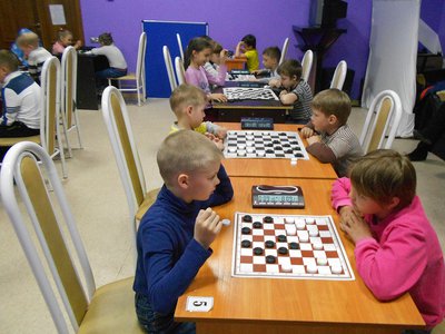 Турниры по русским шашкам, посвящённые Дню Победы