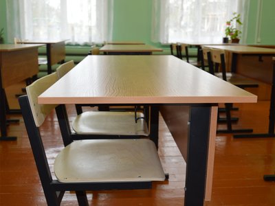 Глеб Никитин объявил о возобновлении очного обучения для школьников 9 и 11 классов