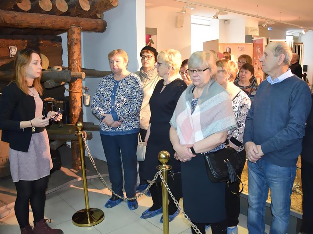 Ветераны ЖДЦ побывали на экскурсии в музей истории завода (Выкса, 2020 г.)