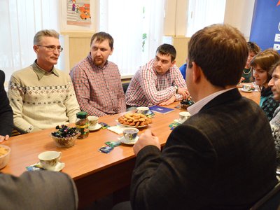 Дмитрий Махров и участники общественных объединений и организаций