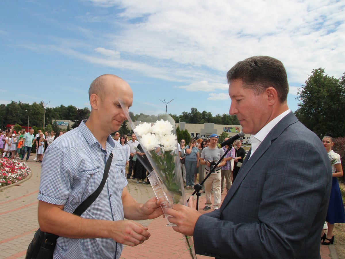 Сергей Костин на доске почёта