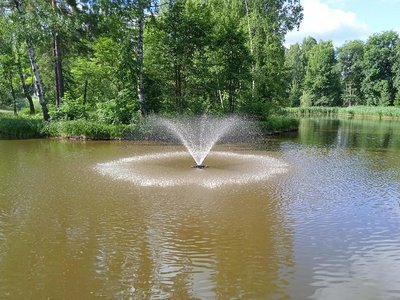 В парке КиО появился плавающий фонтан