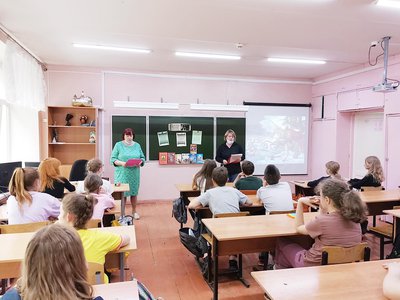 В шиморской школе прошли уроки в честь Александра Невского