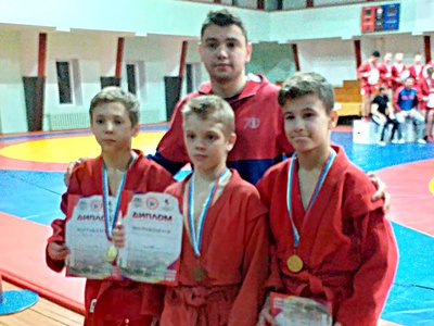 Юные самбисты привезли 13 медалей с чемпионата области (Кстово, 2020 г.)