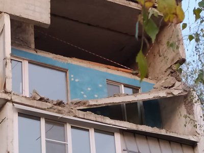 Обрушилась балконная плита в доме 6А в Жуковке (Выкса, 2020 г.)