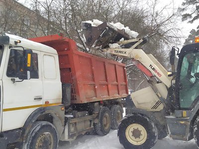 Расчистка и вывоз снега с улиц Выксы (2021 г.)