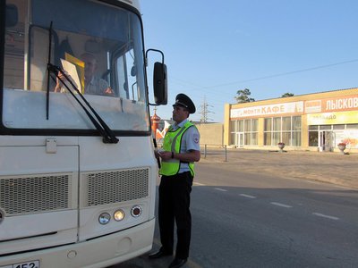ГИБДД в Выксе проверила автобусы