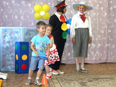 Игра «Незнайка на улице» в детском саду «Ромашка» г. Выксы