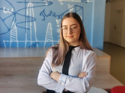 Карина Костюкевич пройдёт обучение в «Школе юного дипломата»