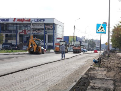 Ремонт дороги и тротуара на улице Бр. Баташевых (Выкса, 2018 г.)