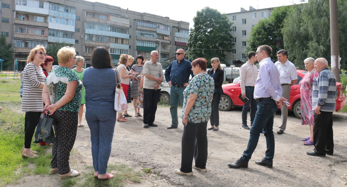 Владимир Кочетков встретился с жителями улицы Симы Битковой г. Выксы