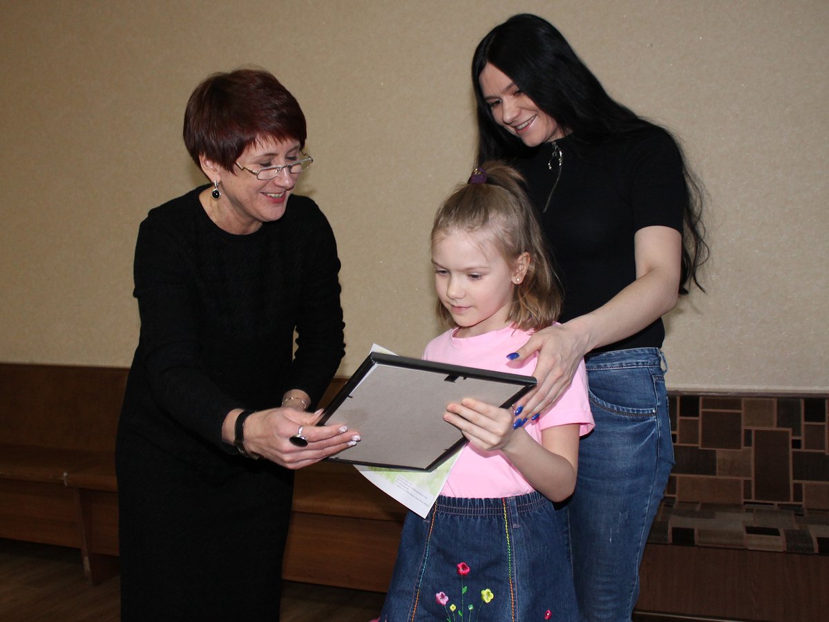 В Выксе награждены победители конкурса детского рисунка