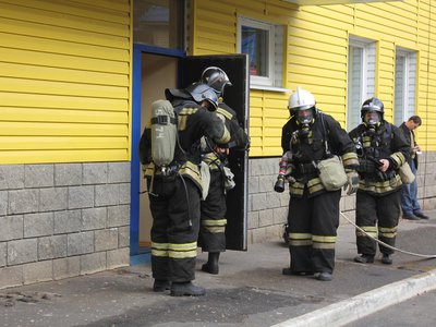 Пожарно-тактические учения прошли в Доме ребёнка и в доме-интернате для граждан пожилого возраста (Выкса, 2018 г.)