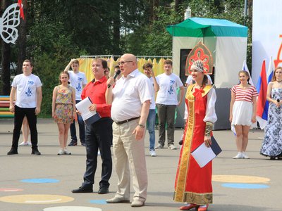 Валерий Шанцев в детском центре «Лазурный» (г. Выкса, 28 июля 2017 г.)